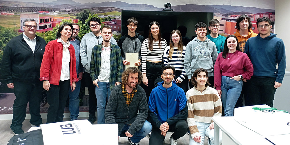 La UJA acerca la Ingeniería Informática a más de 2.400 estudiantes de Primaria y Secundaria de la provincia con ‘La Hora del Código’