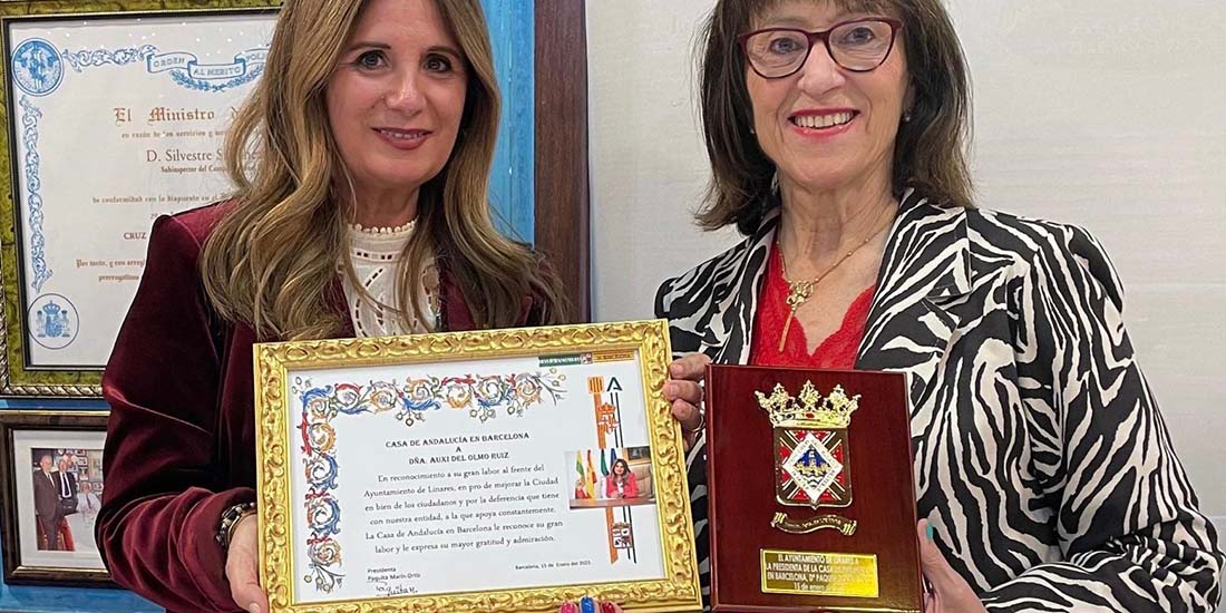 Auxi del Olmo recibe un emotivo reconocimiento en la Casa de Andalucía en Barcelona